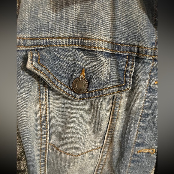 Jean Jacket - Picture 6 of 7